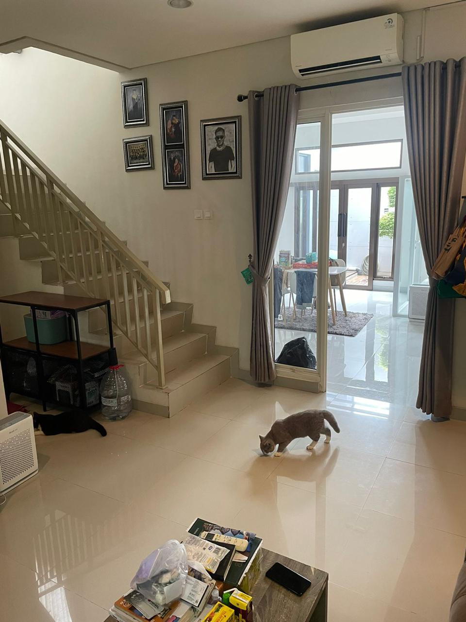 Rumah Semi Furnished Di Jual di Grand Taruma Karawang